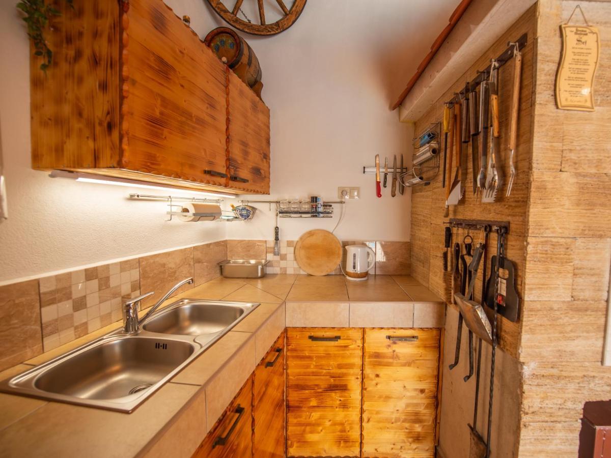 Holiday Home Near Trogir Kastel Stafilic Luaran gambar